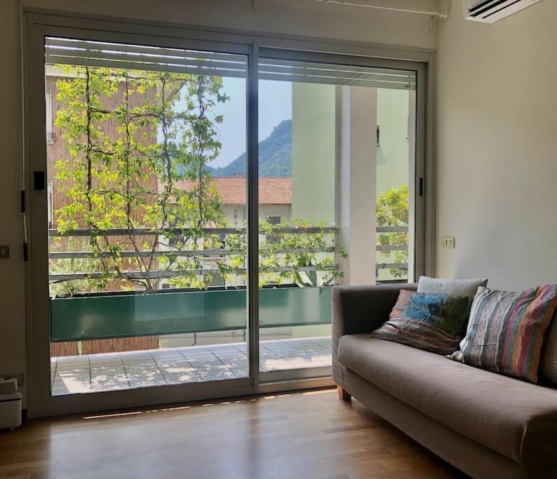Mascalzone Latino, City Center Apartment Como Bagian luar foto